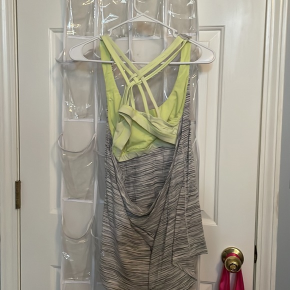 Lululemon tank - Picture 2 of 2